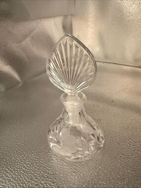Vintage Princess House Crystal Embossed Floral Design Perfume Bottle